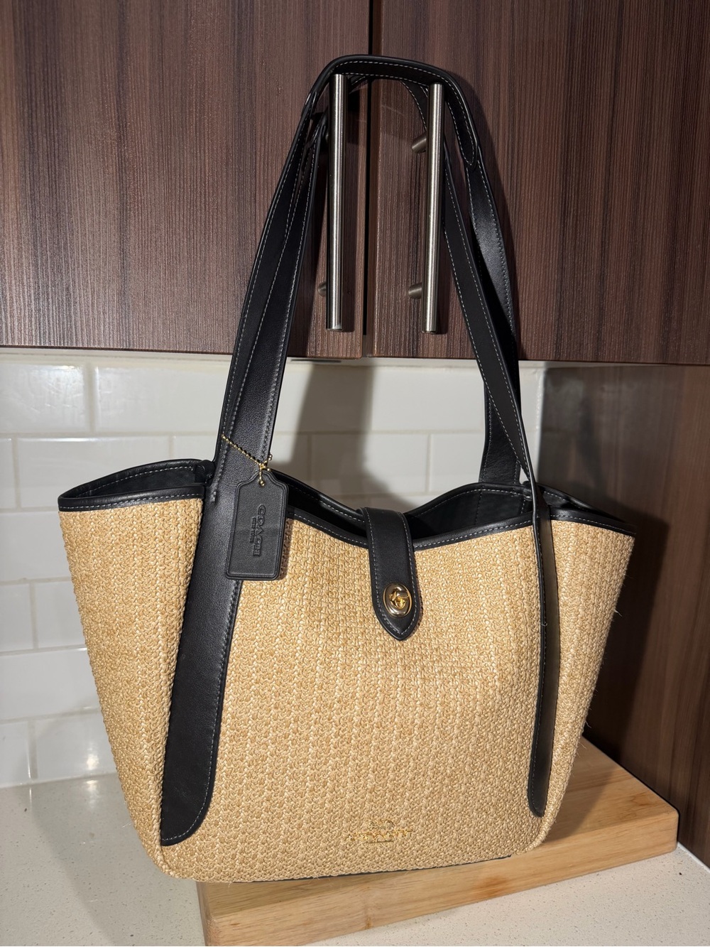 COACH Hadley Turn Lock Tote Bag Toast / Black Straw Smooth Leather - Picture 8 of 14